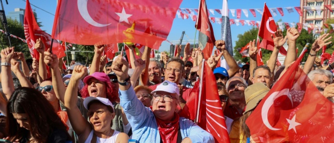 TURQUIE : Une opposition en sursis